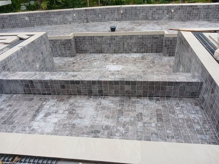 Pool cleaning before refill Phuket